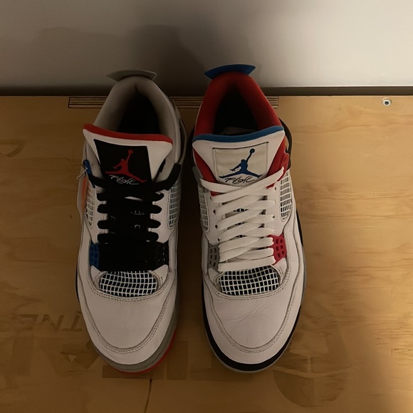 Air Jordan Retro 4 SE main image 5